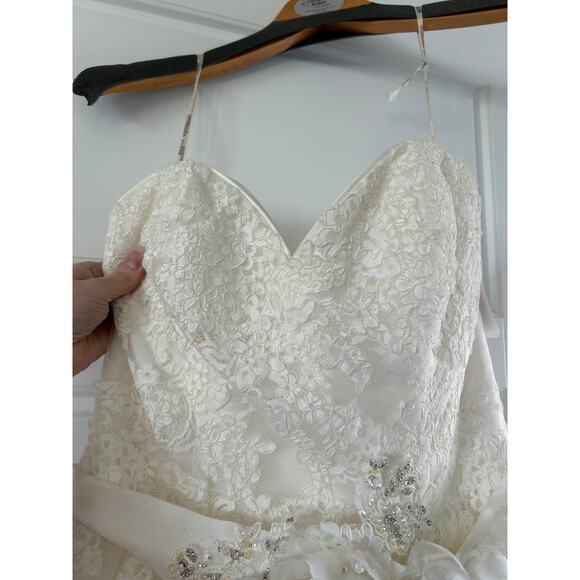 Maggie Sottero Chloe Wedding Dress Sweet Heart Ball Gown Lace Tulle Ivory 10 NWT - Picture 3 of 11